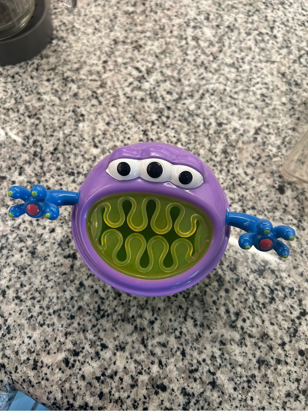 Nuby iMonster Snack Keeper